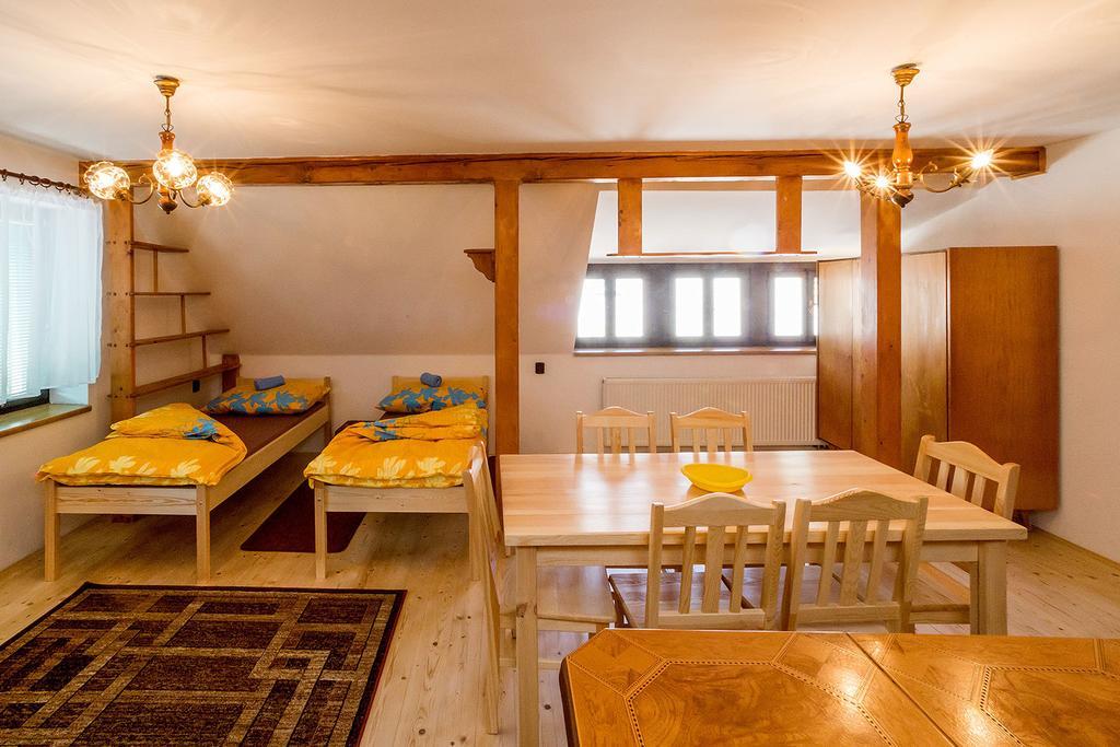 Hostel Havana Český Krumlov Rum bild