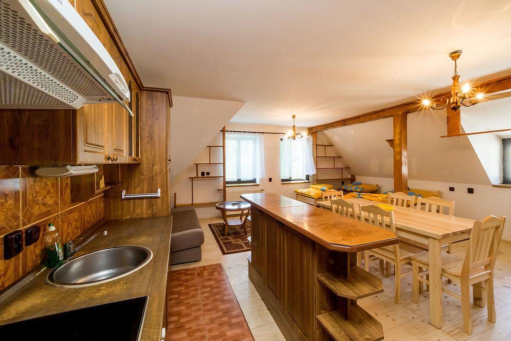 Hostel Havana Český Krumlov Rum bild